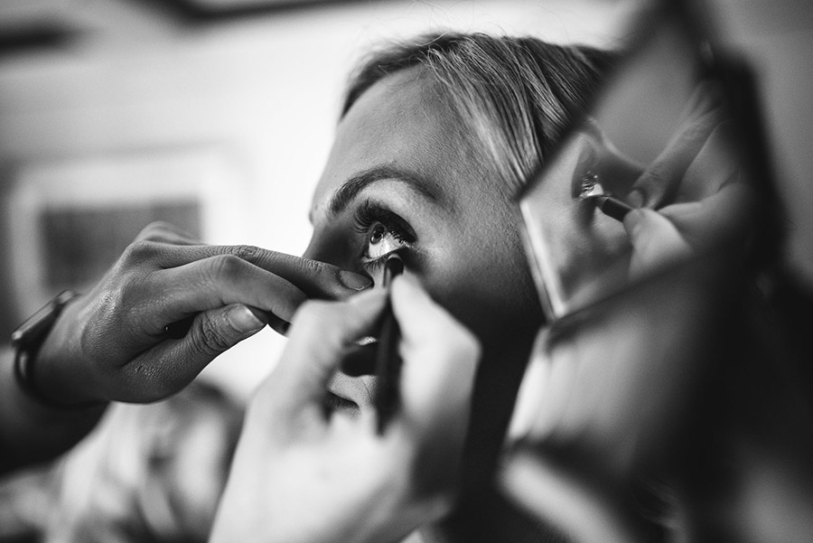 Mobile makeup artist from Beauty on Location Studio styling a Colorado bride