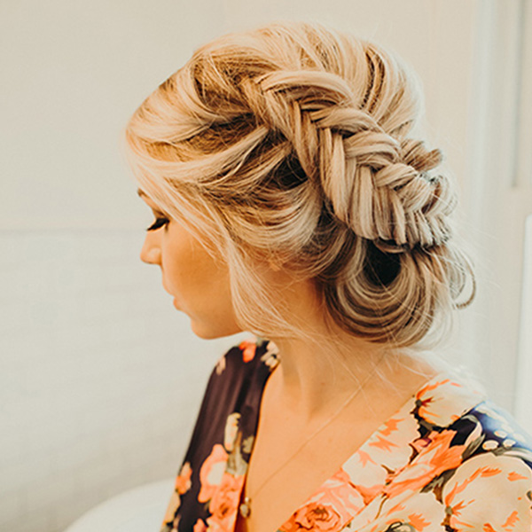 Colorado mountain wedding with makeup and bridal hairstyle by Beauty on Location Studio of Denver