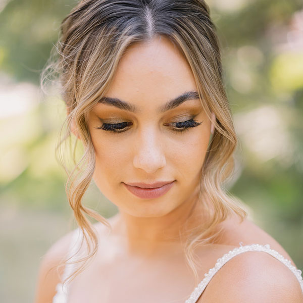 Colorado mountain wedding with makeup and bridal hairstyle by Beauty on Location Studio of Denver